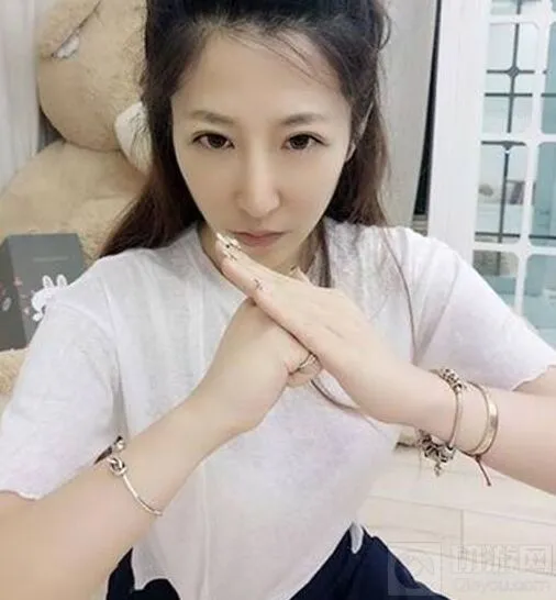 炉石传说球王贝拉脏牧卡组详细教学