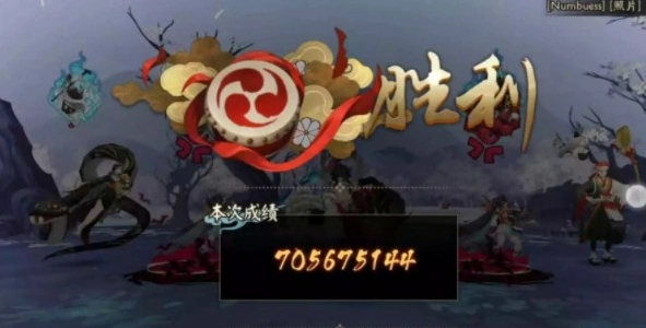 《阴阳师》镜守云归双吸血姬协战流技巧