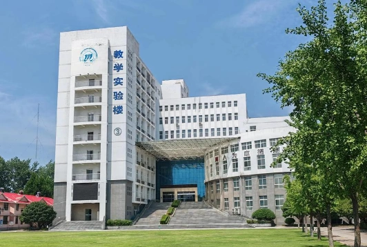 漯河医专